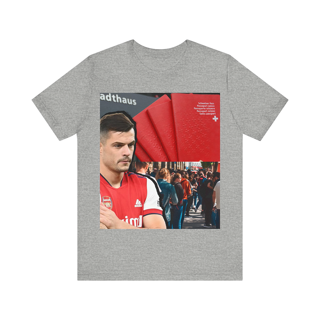 Graues T-Shirt mit Foto von Granit Xhaka